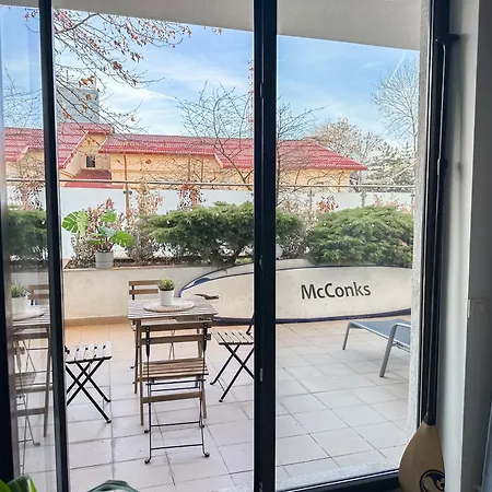 Apartament Garden - Herastrau Park 3min Walk