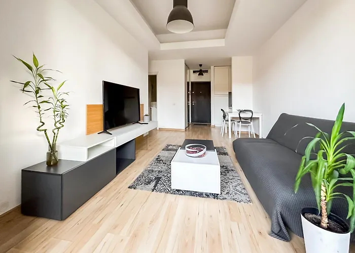 Apartament Garden - Herastrau Park 3min Walk