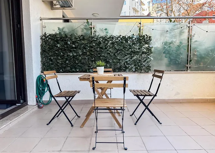 Garden - Herastrau Park 3min Walk Bucureşti