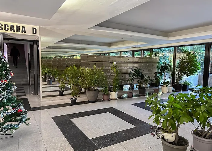 Garden - Herastrau Park 3min Walk Apartament *